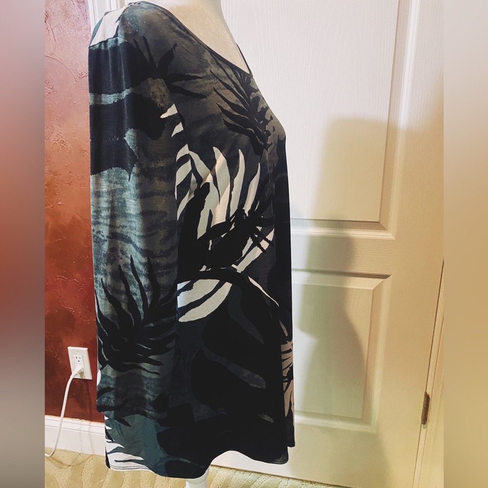 Clara Sun Woo Black & Gray Asymmetrical Tunic size M - Picture 4 of 5